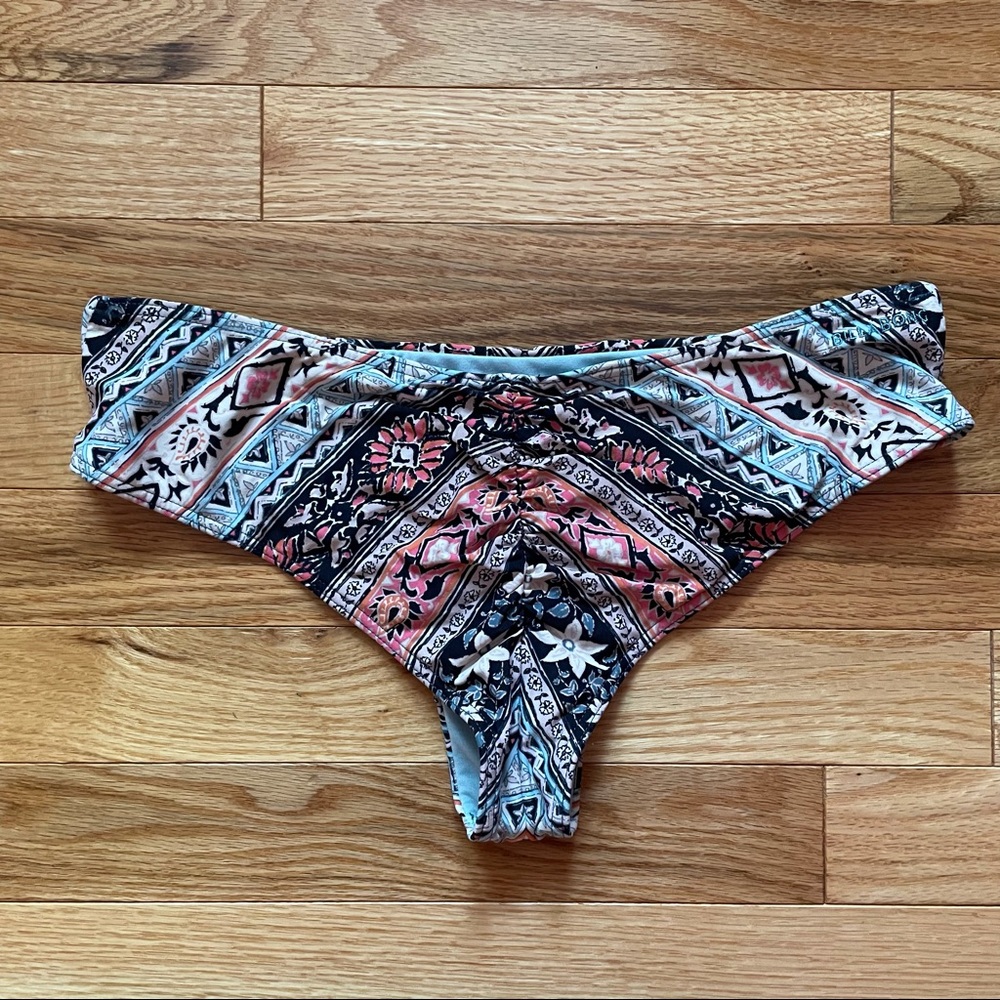 Patterned Bikini Bottom - Picture 3 of 3